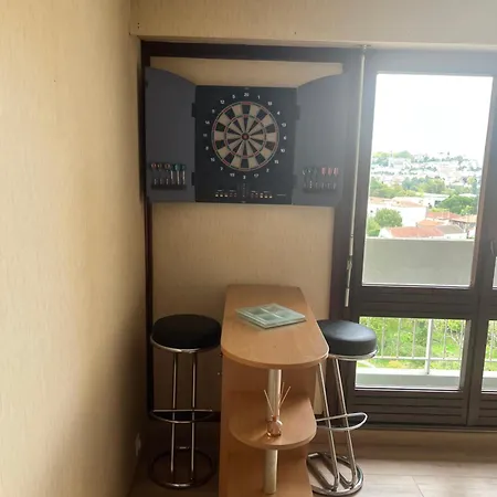 Location 3 Ou Entier Court Ou Long Sejour アパート アングレーム